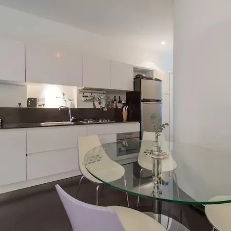 Lovely In The Heart Of Apartman